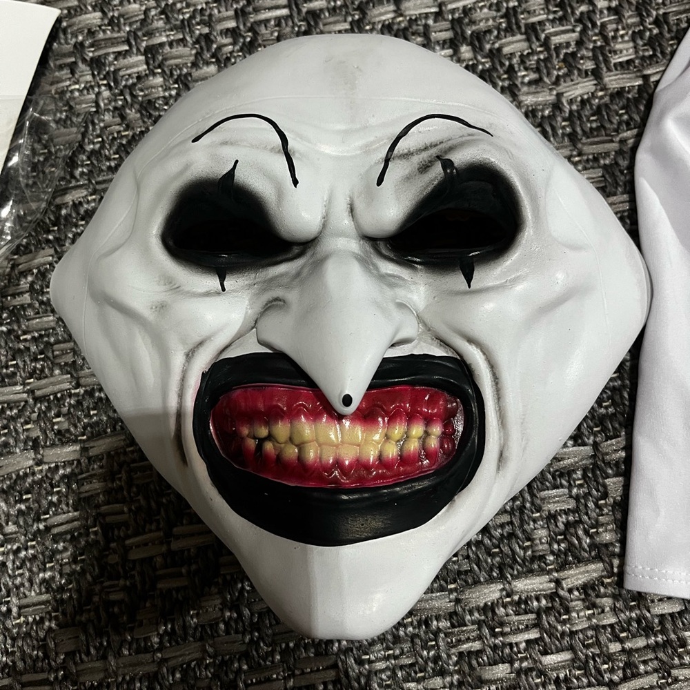 Terrifier | Art The Clown Halloween Mask